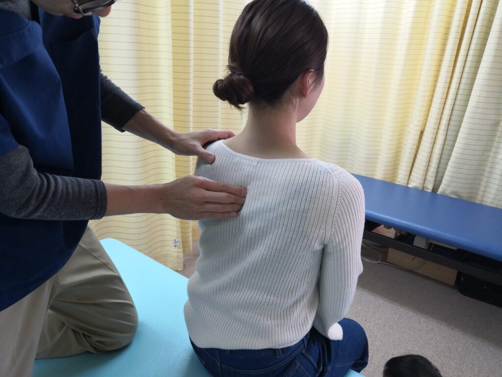 背中の検査