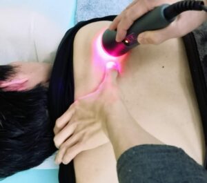 肩甲骨の内側